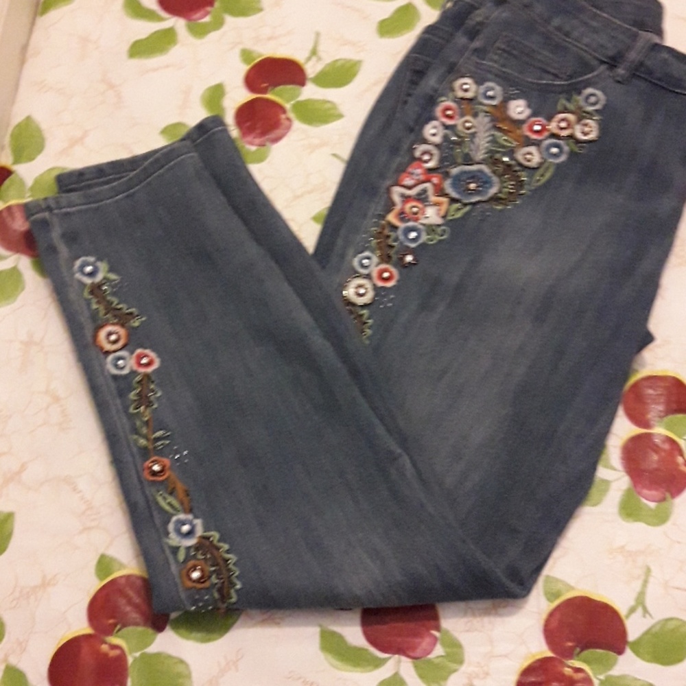 Juliette long jeans  . Size 10. Brand new